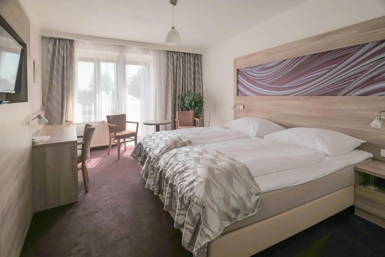 Hotel Zlata Hvezda Litomyšl المظهر الخارجي الصورة