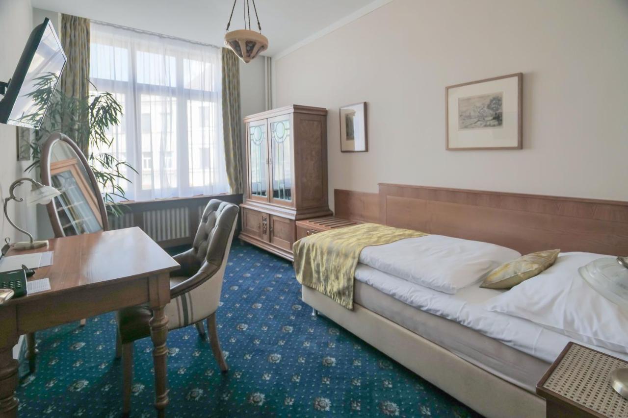 Hotel Zlata Hvezda Litomyšl المظهر الخارجي الصورة