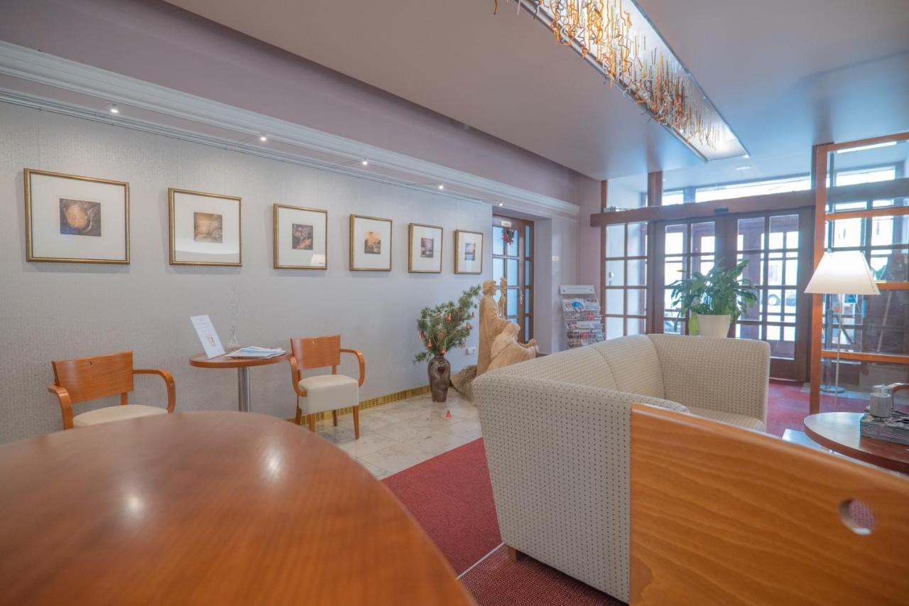 Hotel Zlata Hvezda Litomyšl المظهر الخارجي الصورة