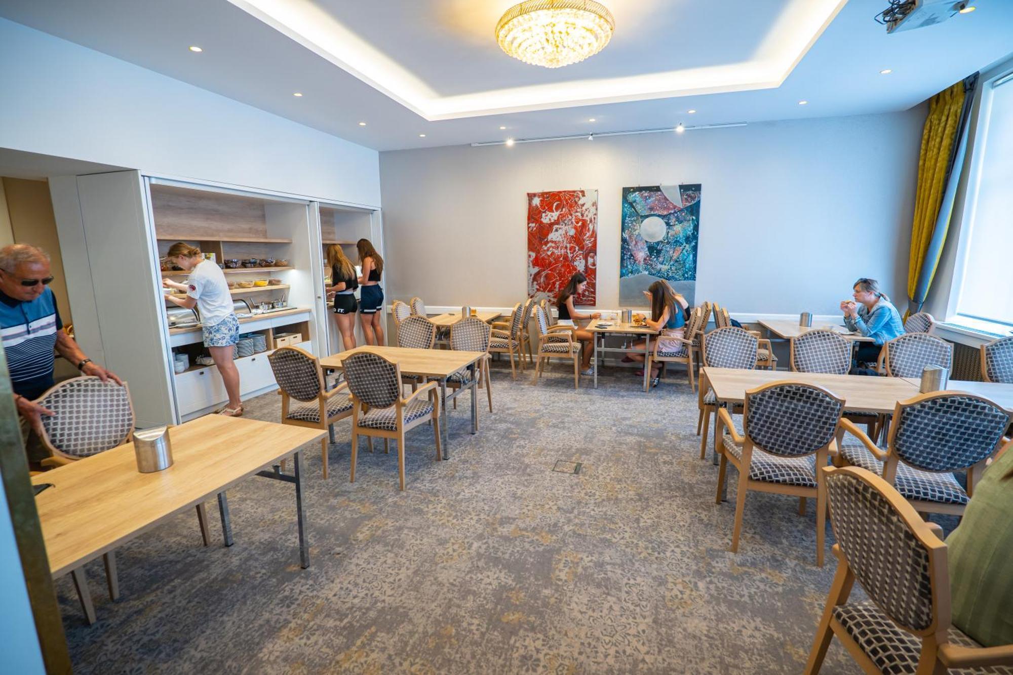 Hotel Zlata Hvezda Litomyšl المظهر الخارجي الصورة